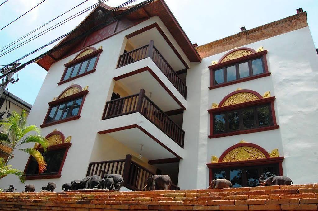 บ้านพัก เอสเคเฮาส์ 1 3*